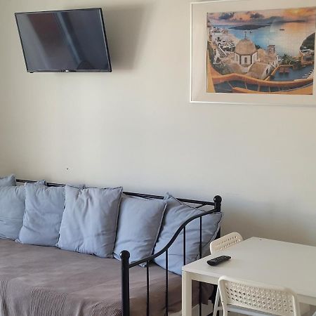 Relaxing City Center West Luxury Studio Karystos  Eksteriør billede